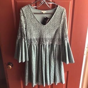 Gorgeous easel Lace Dress - Dusty Teal - Medium